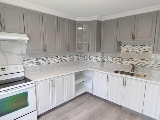 2195 Danforth Ave