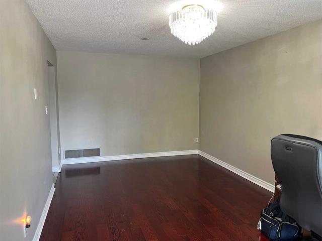 Main - 110 Rodda Blvd