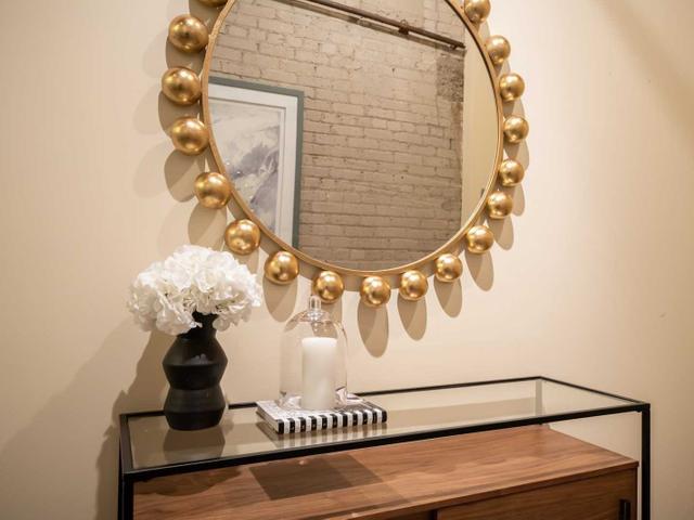 512 - 68 Broadview Ave