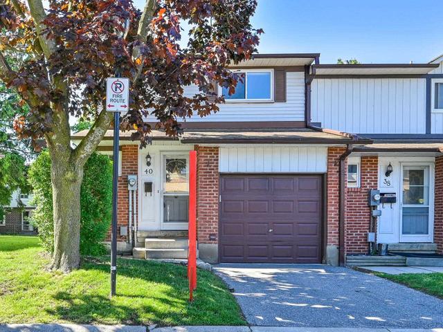 40 Parker Cres