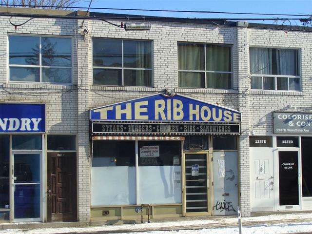 2nd Flr - 1239A Woodbine Ave