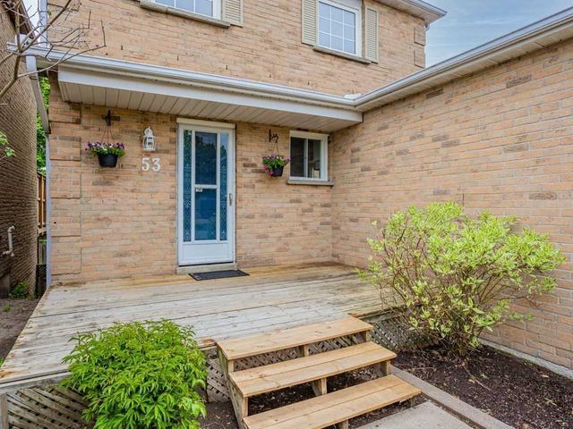 53 Trawley Cres