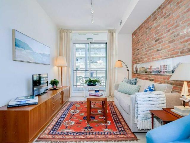 318 - 88 Colgate Ave