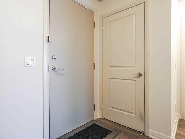 2204 - 30 Meadowglen Pl