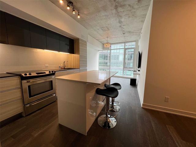 513 - 1190 Dundas St E