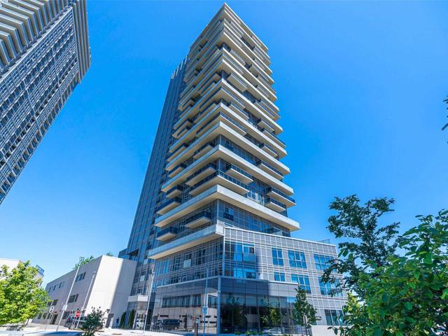 701 - 225 Village Green Sq