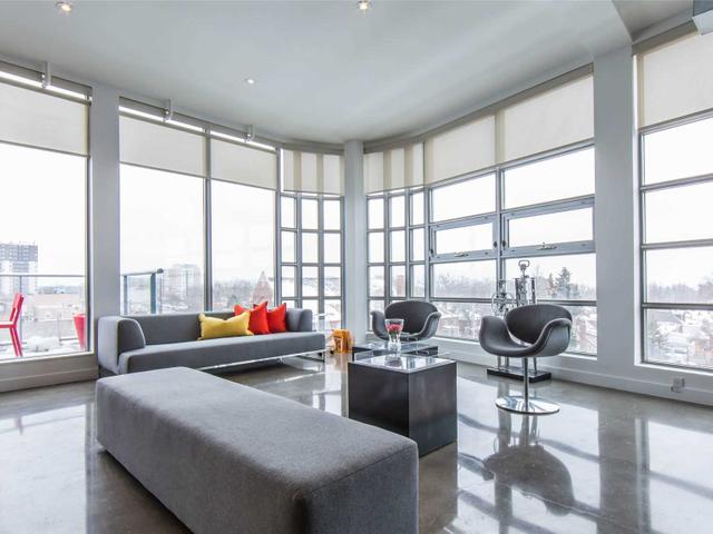 PH501 - 952 Kingston Rd