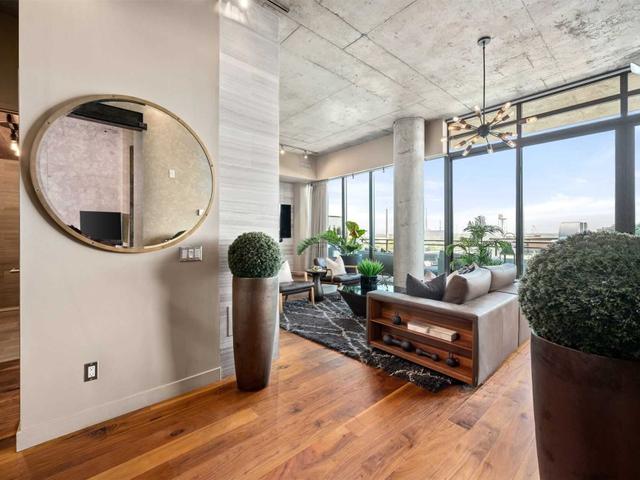 904 - 90 Broadview Ave