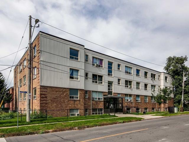 101 - 2908 St Clair Ave E