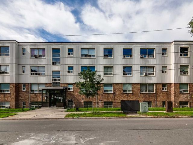 304 - 2908 St Clair Ave E