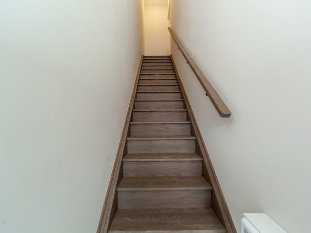 414 - 2550 Castlegate Crossing