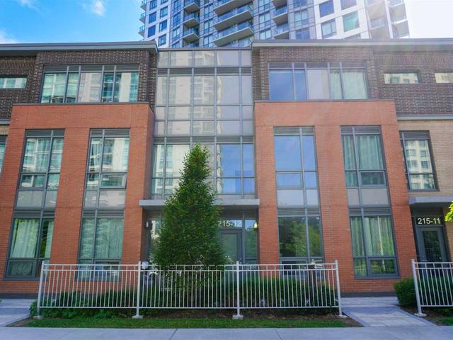 TH12 - 215 Bonis Ave