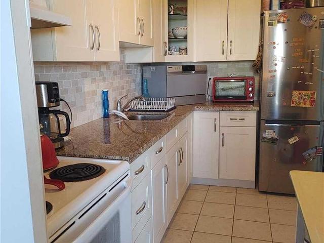707 - 5 Massey Sq