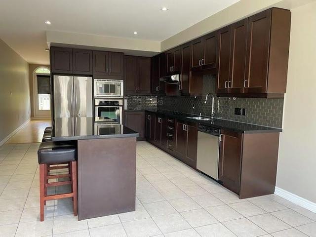 144 Woodbine Ave