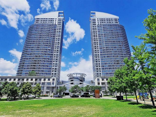 802 - 36 Lee Centre Dr