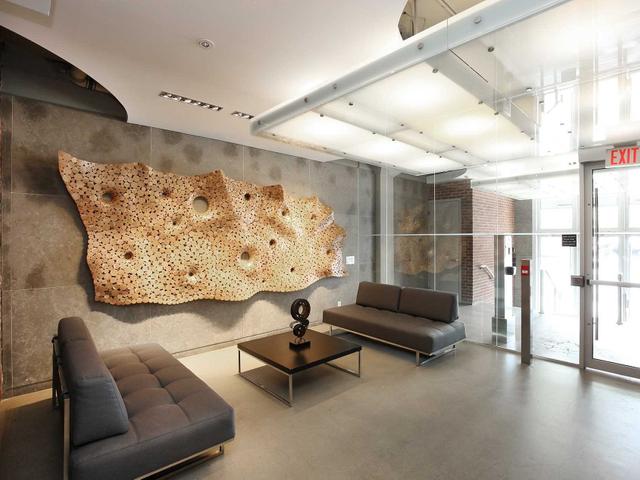 520 - 233 Carlaw Ave