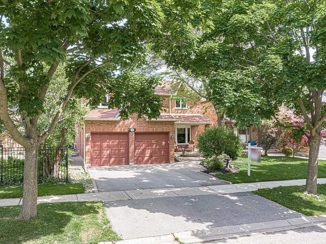 535 Laurier Cres