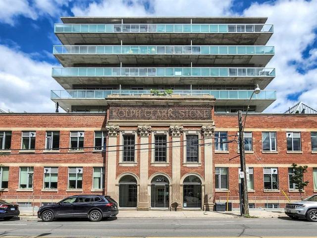 145 - 201 Carlaw Ave