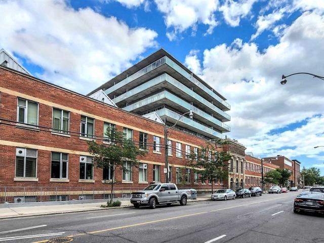 145 - 201 Carlaw Ave