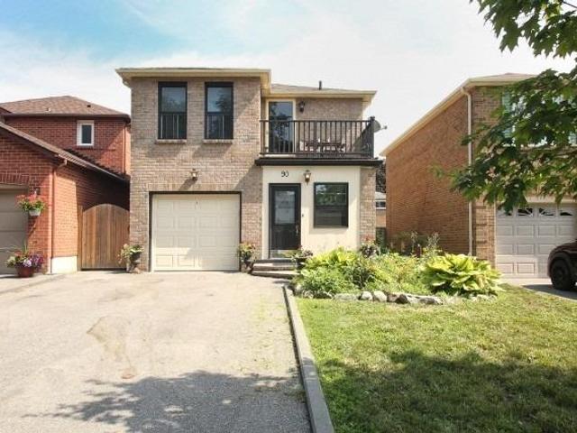 90 Brockman Cres