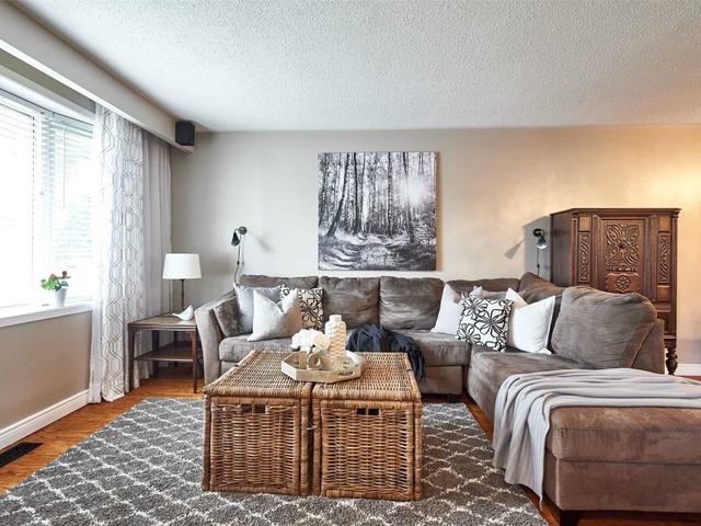 400 Kinmount Cres