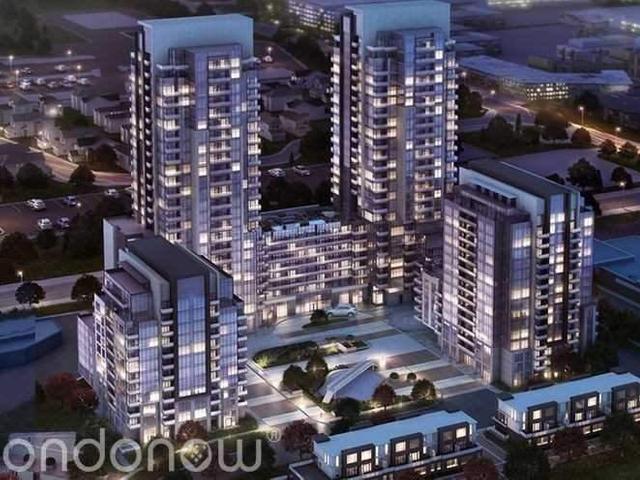 303 - 30 Meadowglen Pl