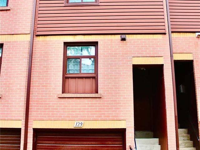 129 - 275 Broadview Ave