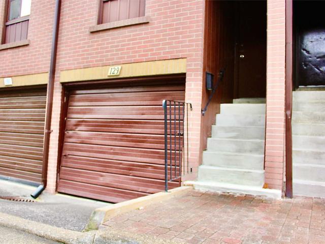 129 - 275 Broadview Ave