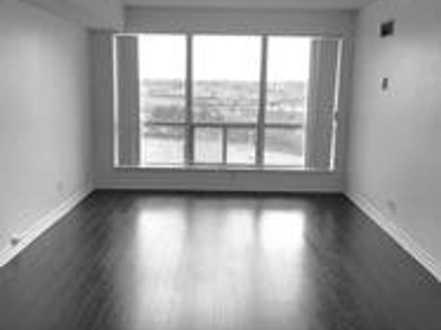 610 - 8 Lee Centre Dr