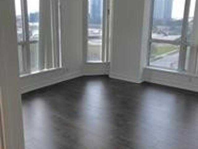 610 - 8 Lee Centre Dr