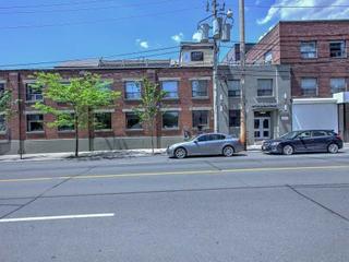 201 - 326 Carlaw Ave