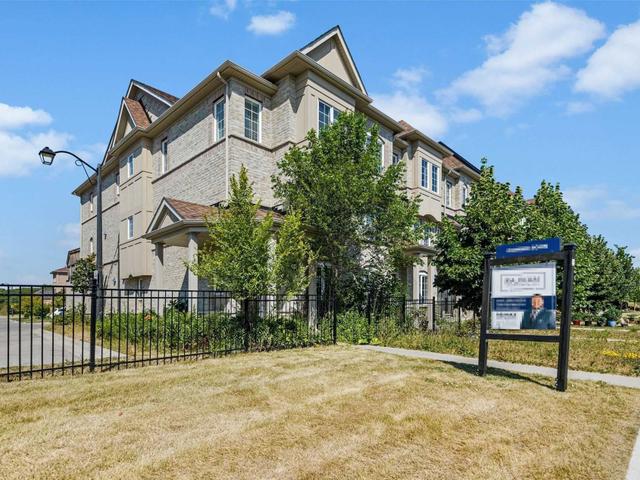 556 Midland Ave