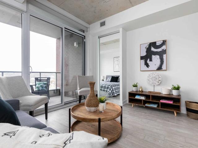 730 - 30 Baseball Pl