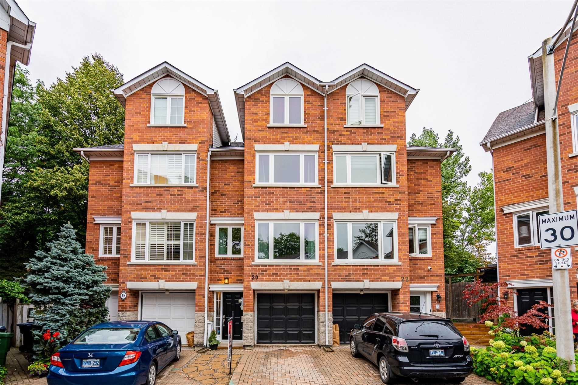 20 Fitzgerald Mews, Toronto Sold, E5761368 Condos.ca