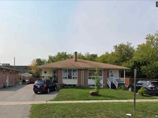 898 Krosno Blvd