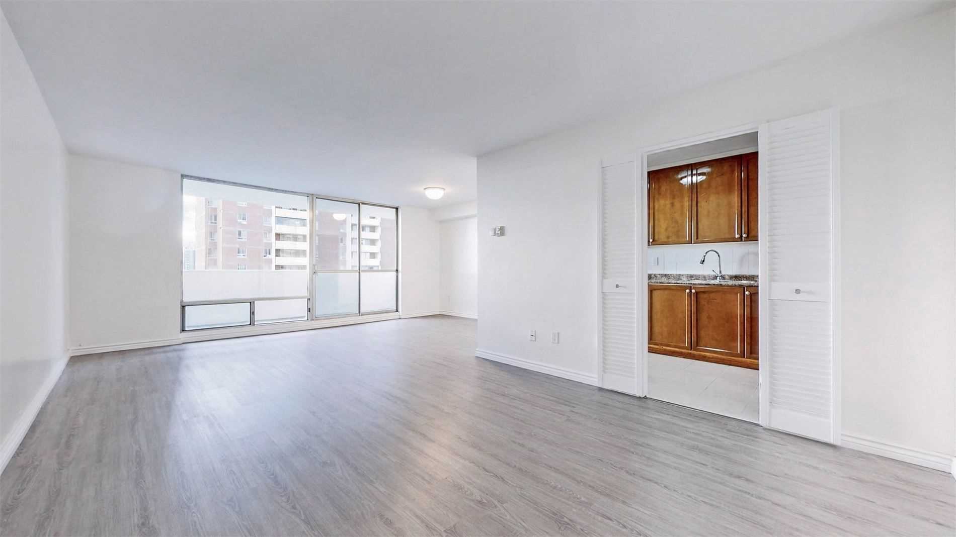 1517 5 Massey Sq, East York Terminated, E5789690 Condos.ca