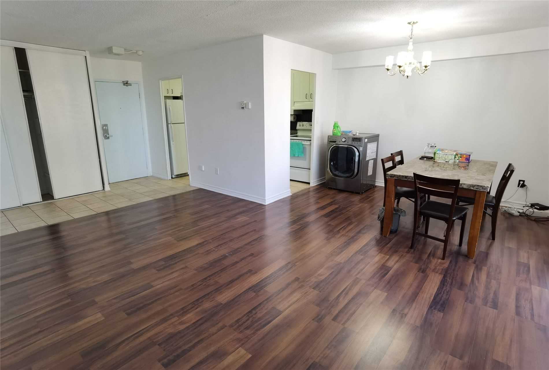 2517 1 Massey Sq, East York Leased, E5829548 Condos.ca