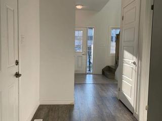 100 Bill Hutchinson Cres