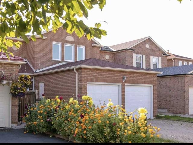 20 Lansbury Dr
