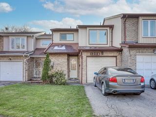 1204 Charlotte Circ