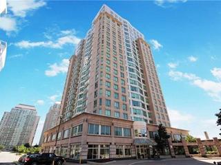1913 - 8 Lee Centre Dr