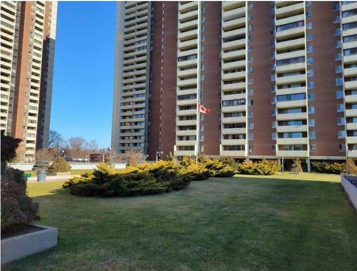 1007 5 Massey Sq, East York Terminated, E5856076 Condos.ca