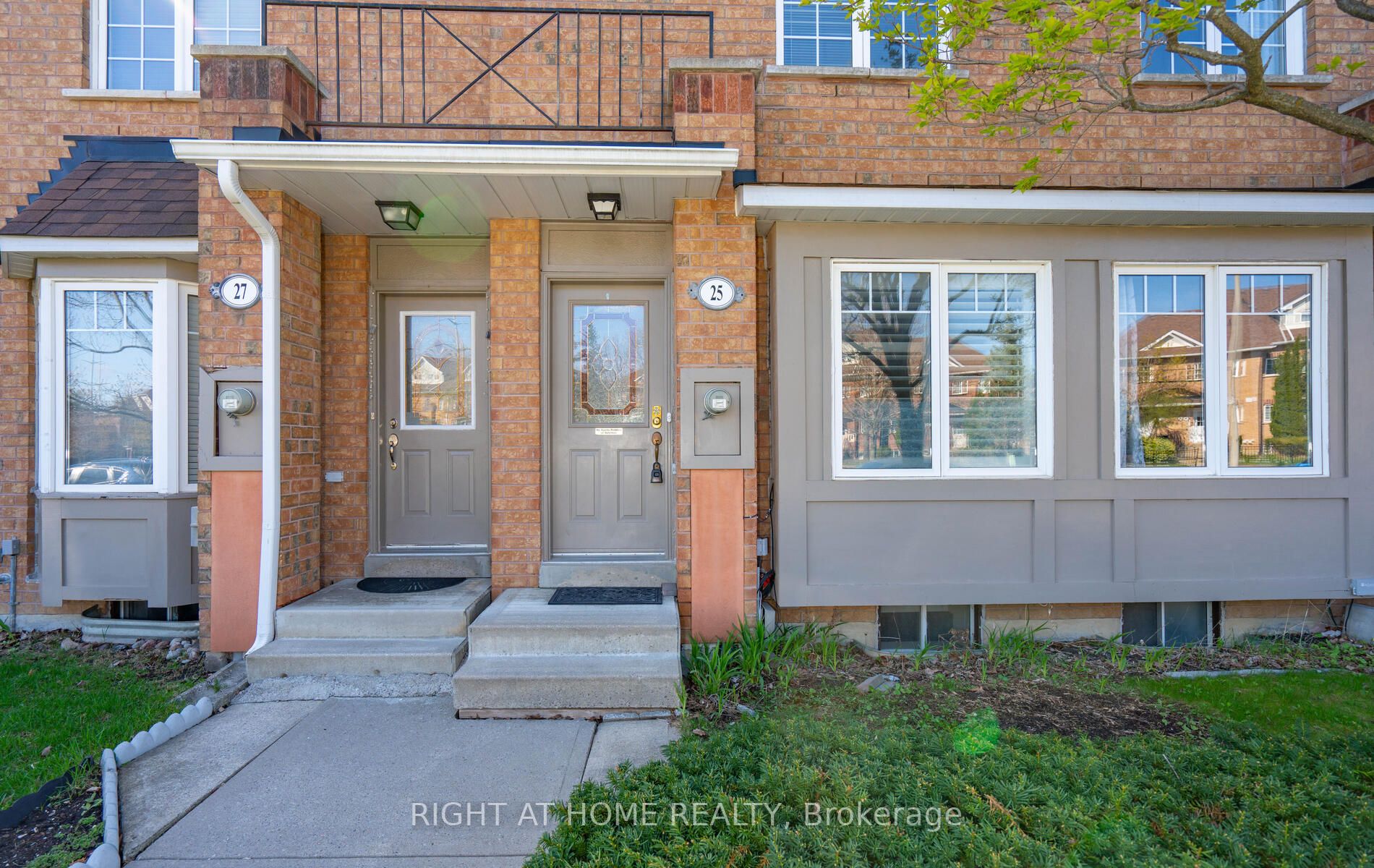 25 Hedge End Rd, Scarborough Sold, E5920476 Condos.ca