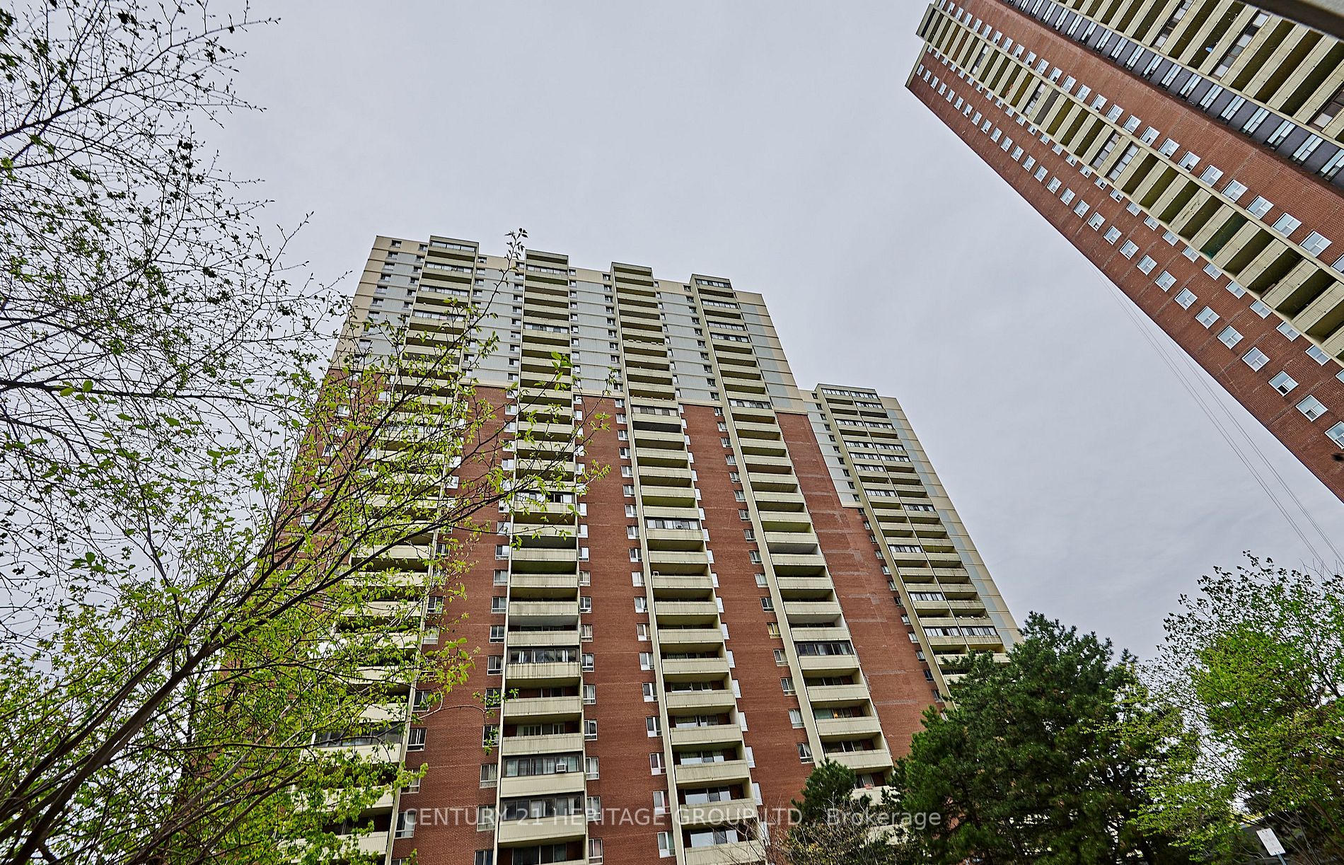 804 1 Massey Sq, East York Terminated, E5969056 Condos.ca