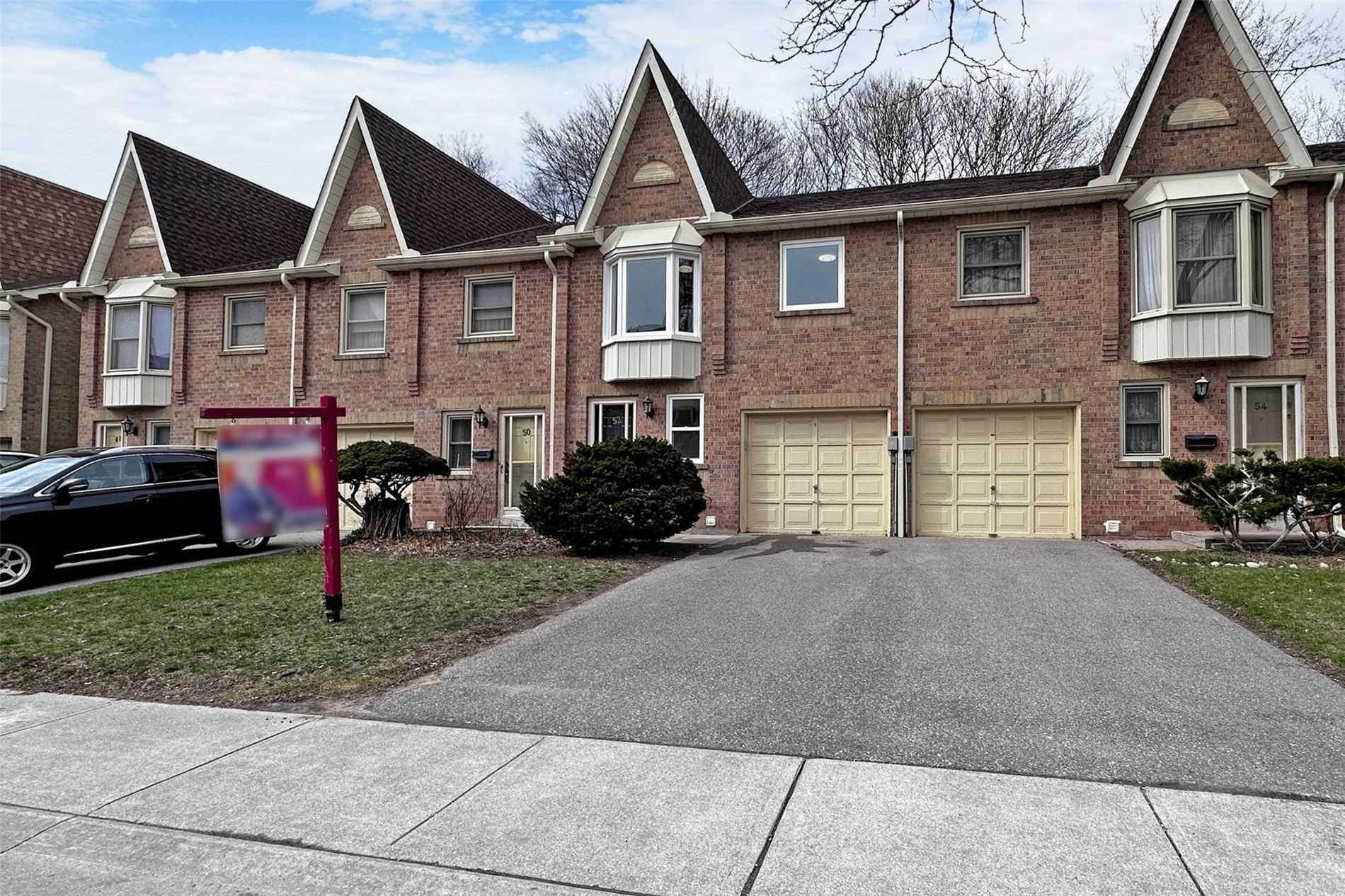 52 10 Cardwell Ave, Scarborough Sold, E6015813 Condos.ca