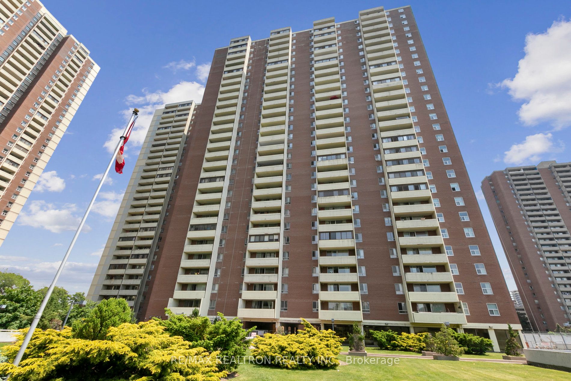404 5 Massey Sq, East York Sold, E6080900 Condos.ca