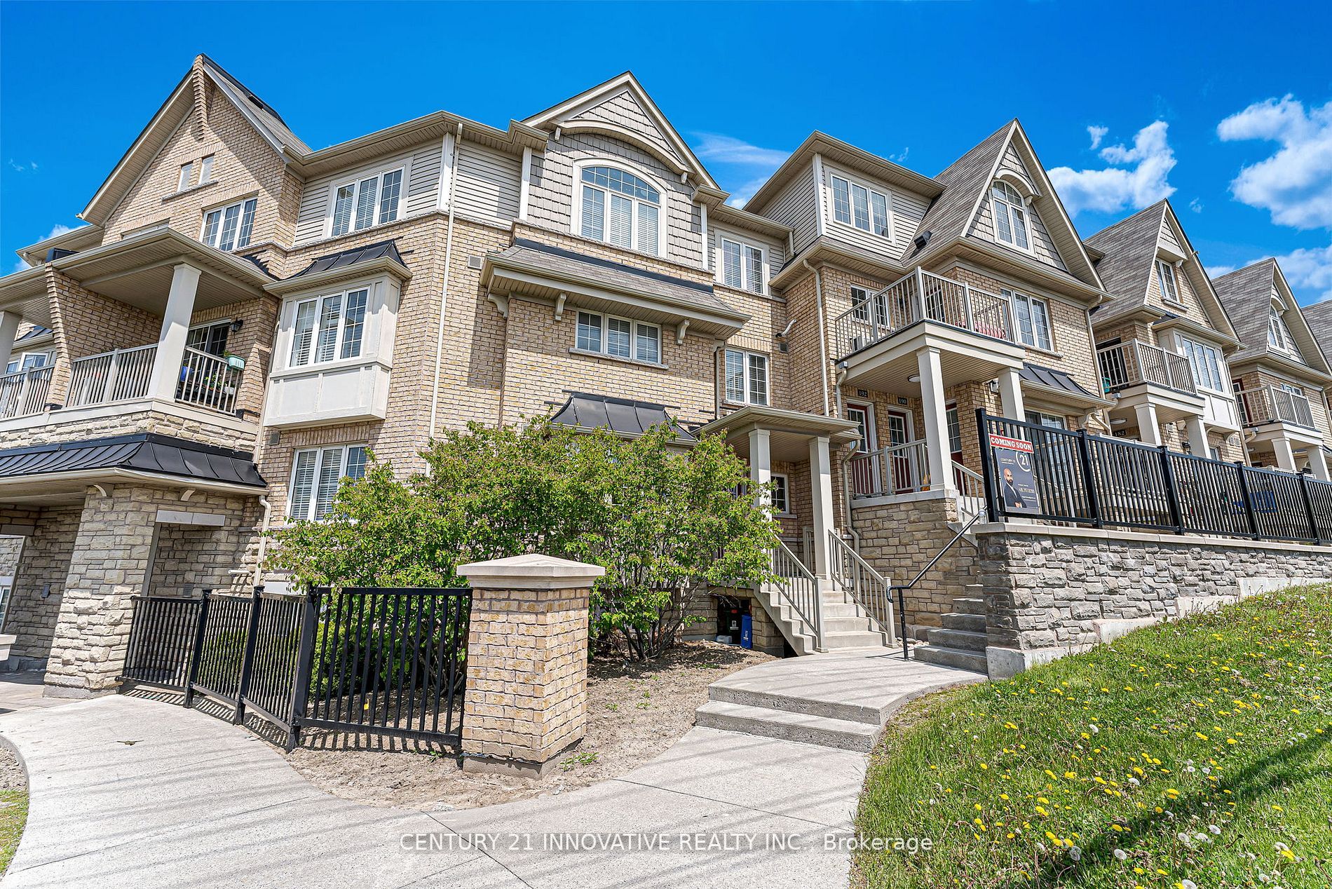 194 Kingston Rd W, Ajax Sold, E6190400 Condos.ca