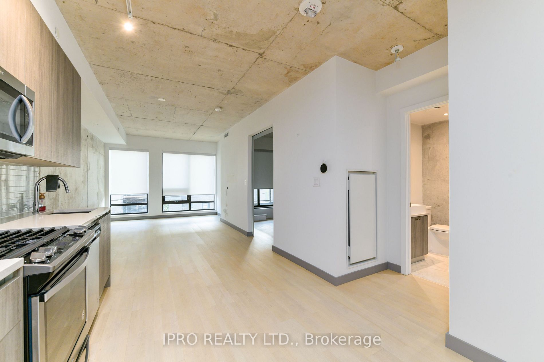 223 246 Logan Ave, Toronto Leased, E6200092 Condos.ca