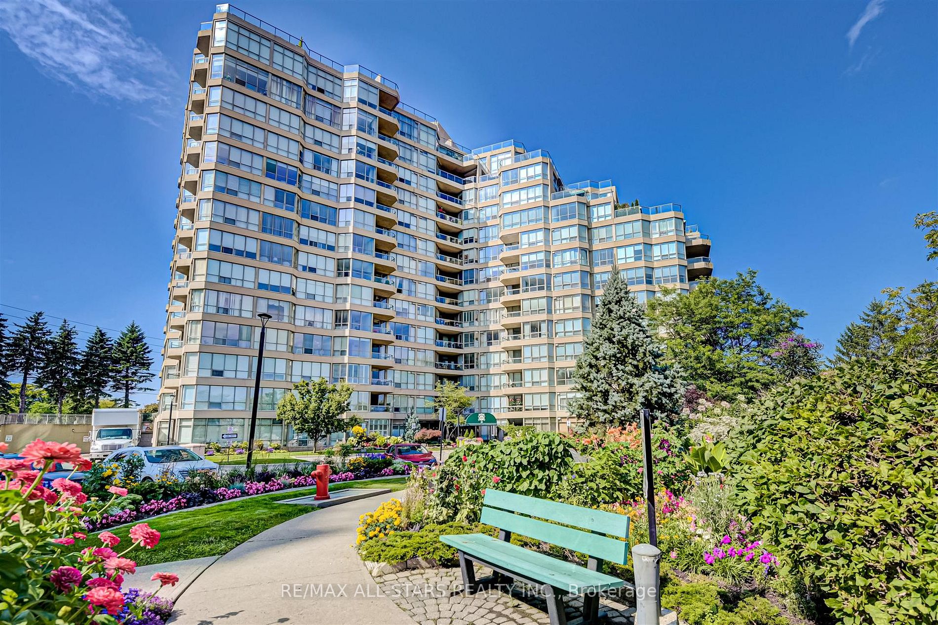 805 20 Guildwood Pkwy, Scarborough Sold, E6739206 Condos.ca
