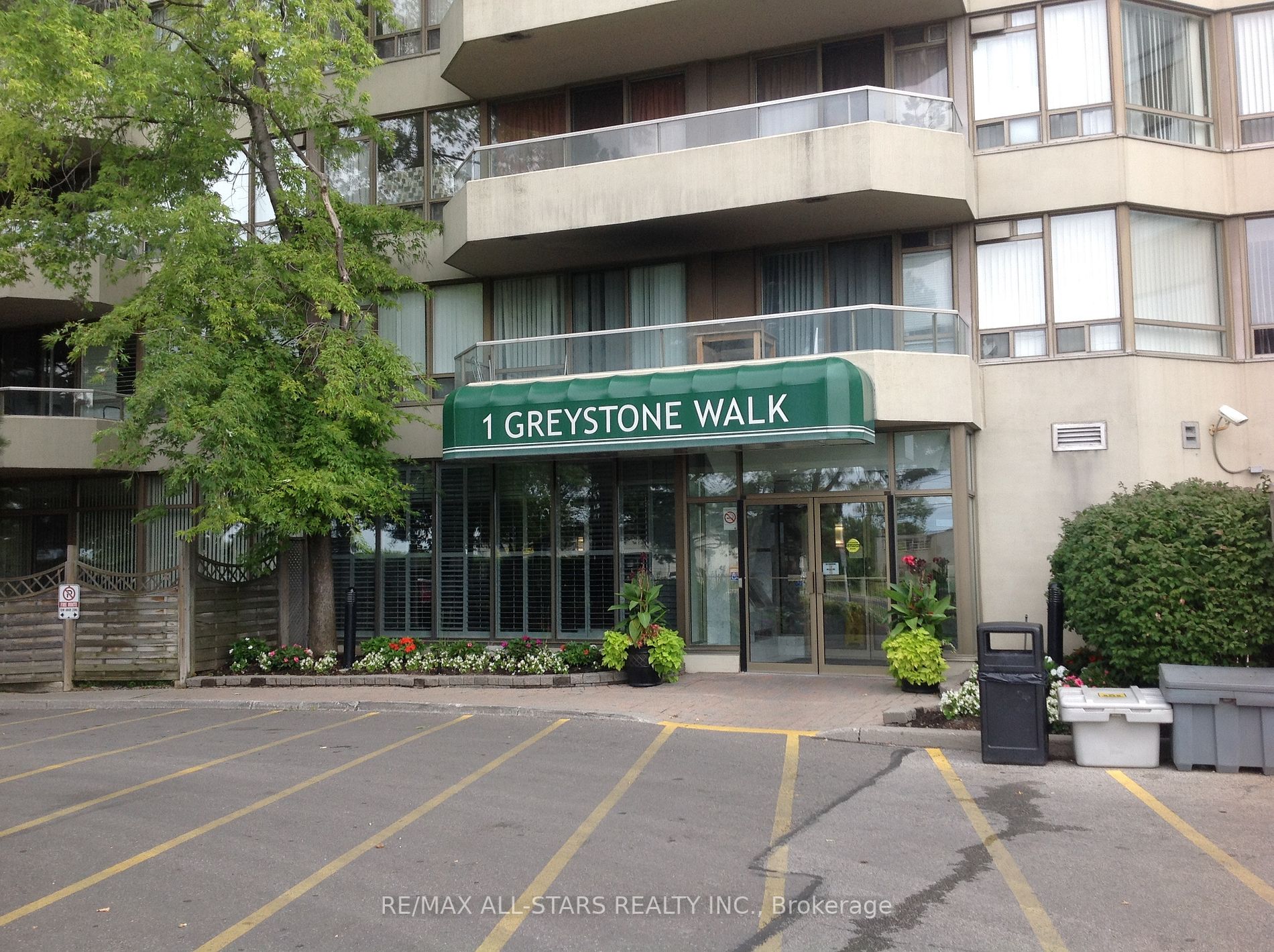 PH80 1 Greystone Walk Dr, Scarborough Sold, E6756726 Condos.ca